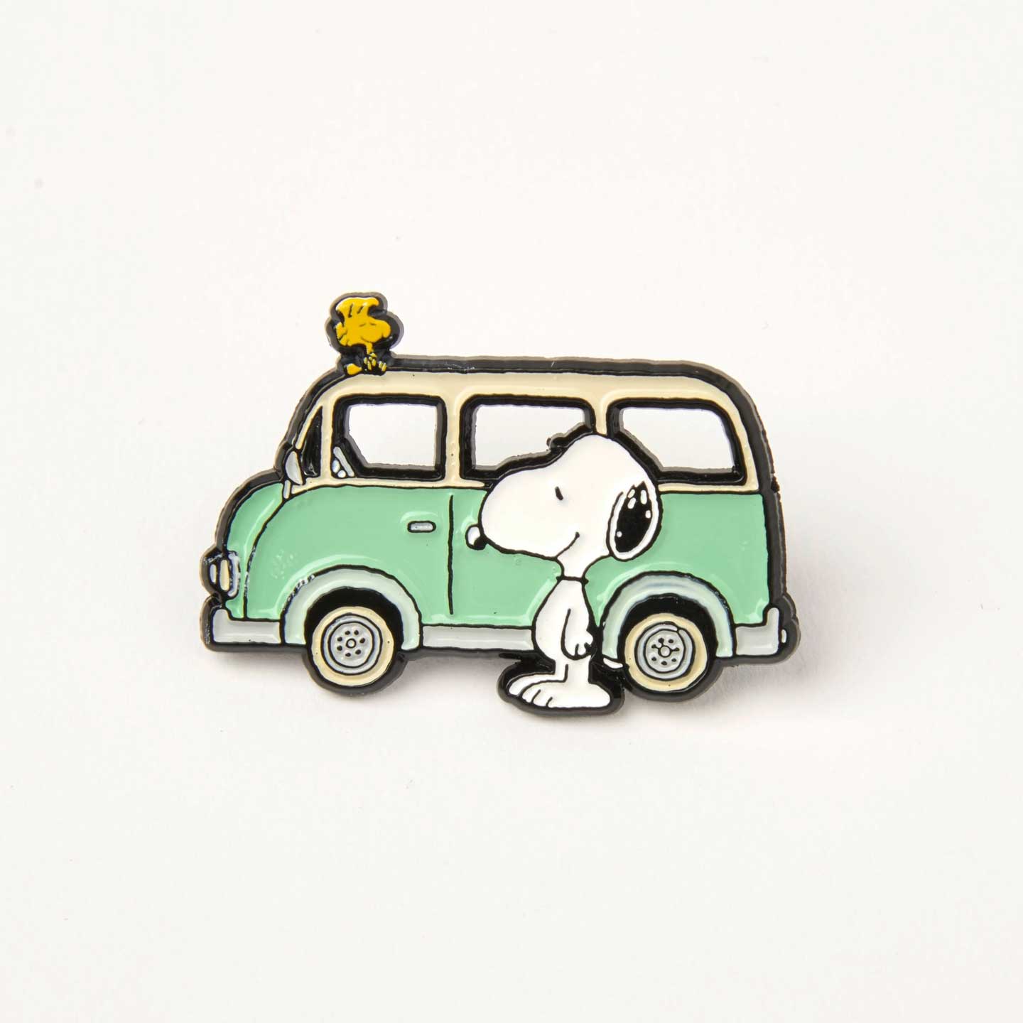 The Peanuts PIN "Camper" von The Peanuts, Snoopy, Campingbus, woodstock