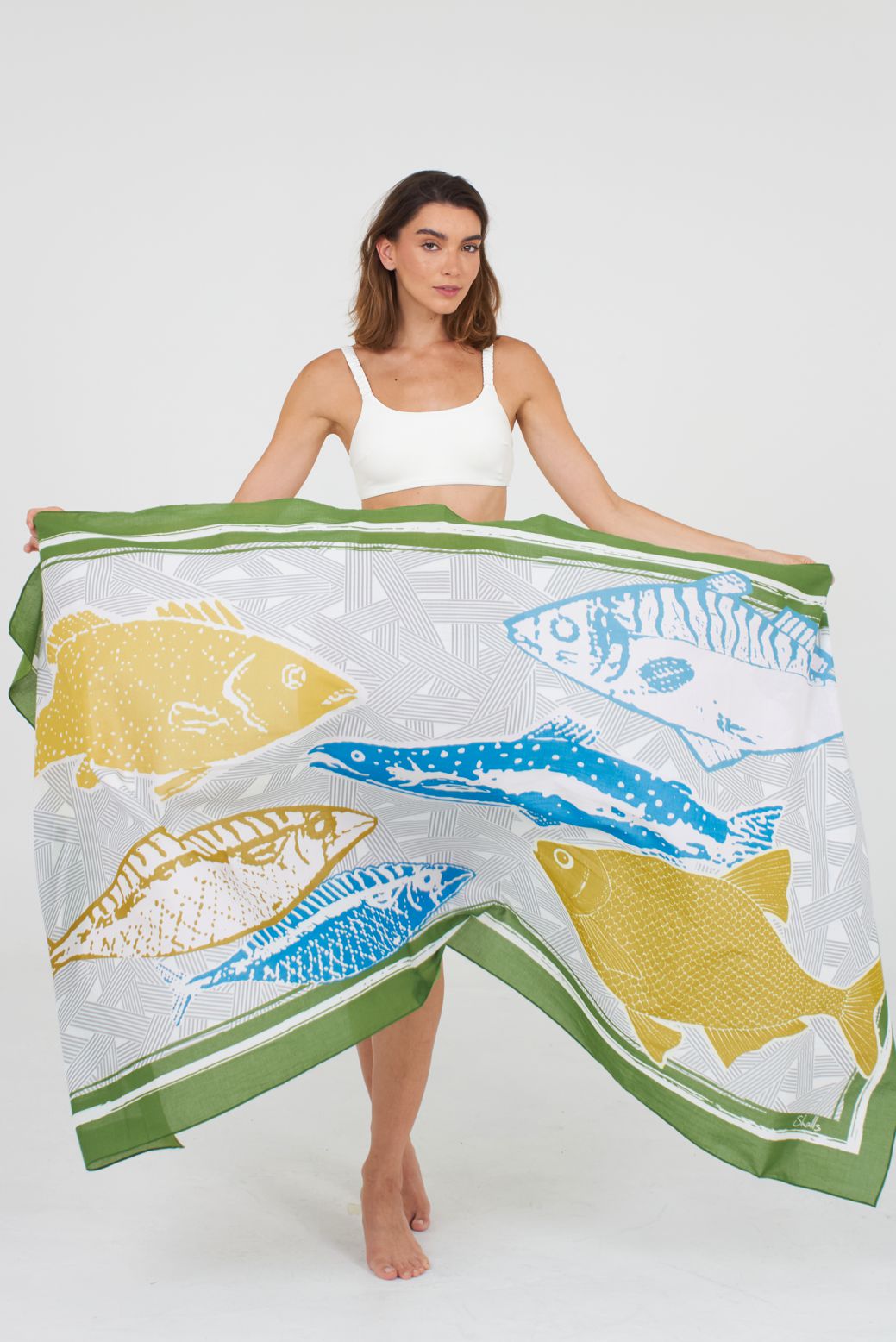 Pareo IKA GREEN,  ca.  100 x 180cm, von Shalls Barcelona, 100 % Baumwolle, Fische