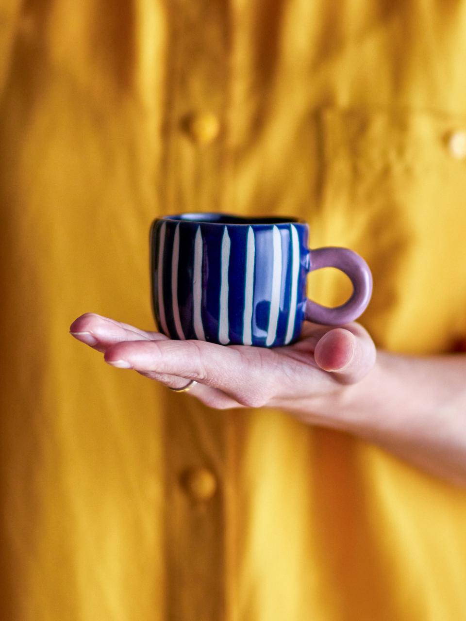Nini Tasse, Blau, Steingut von Bloomingville, D7,5xH5 cm, handbemalt  