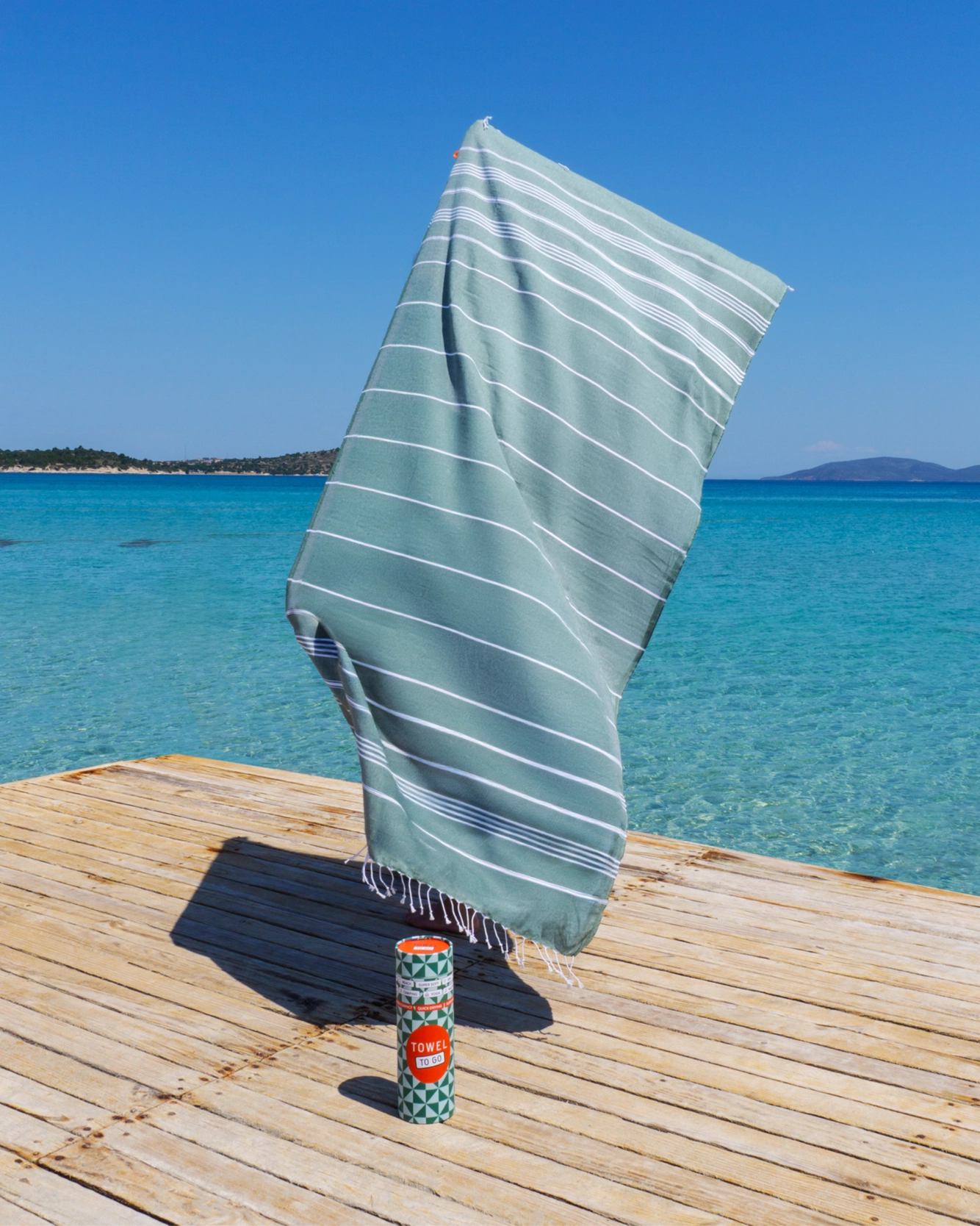 % Strandtuch IPANEMA, Hamamtuch in Geschenkbox, Khaki/Grün, recycelte Baumwolle, ca.  180 x 100 cm von TOWEL TO GO