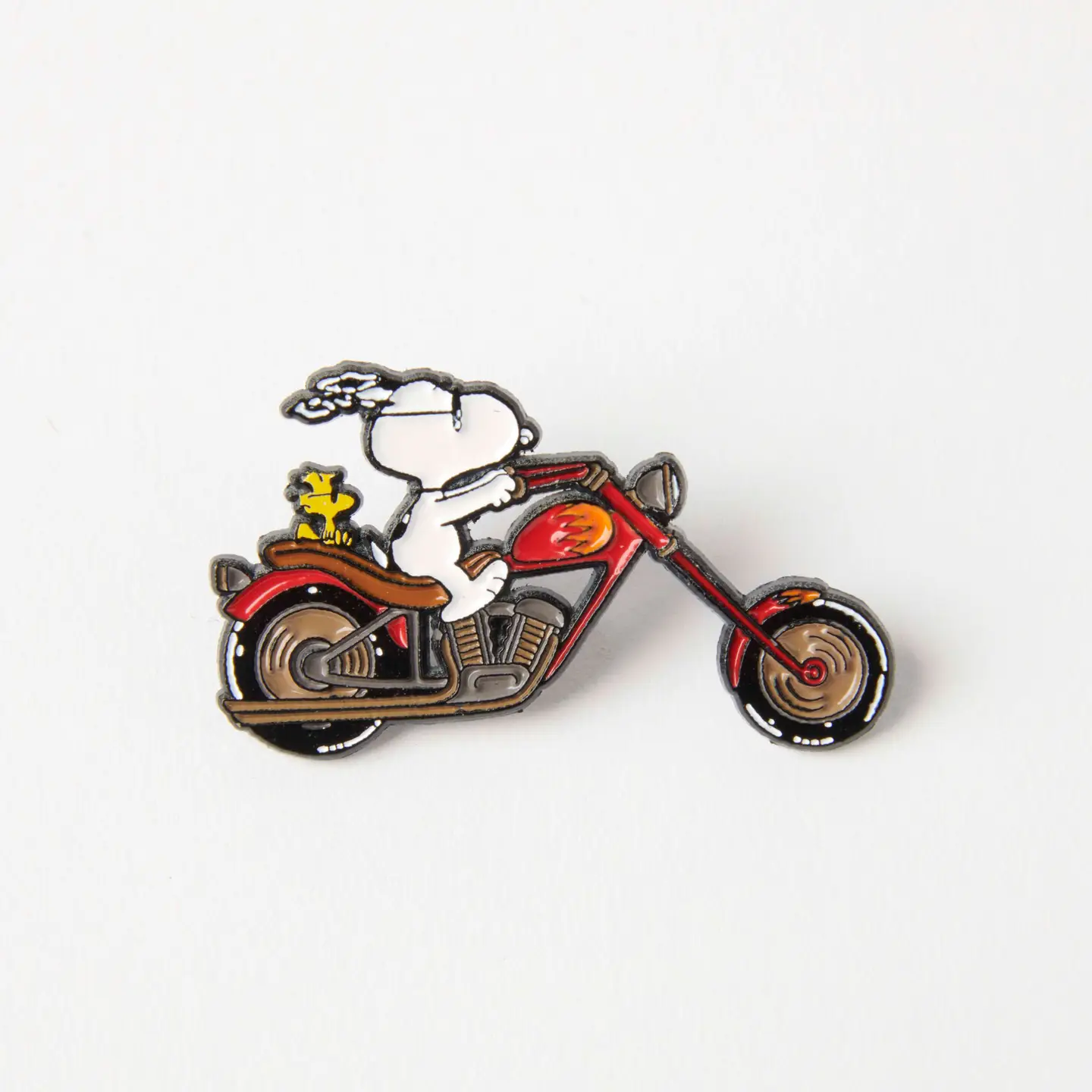 The Peanuts PIN "SNOOPY Biker " von The Peanuts