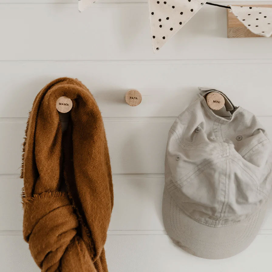 Eulenschnitt Wandhaken Familie im 3er Set, Eiche, ca. 2,5 x 5 cm  