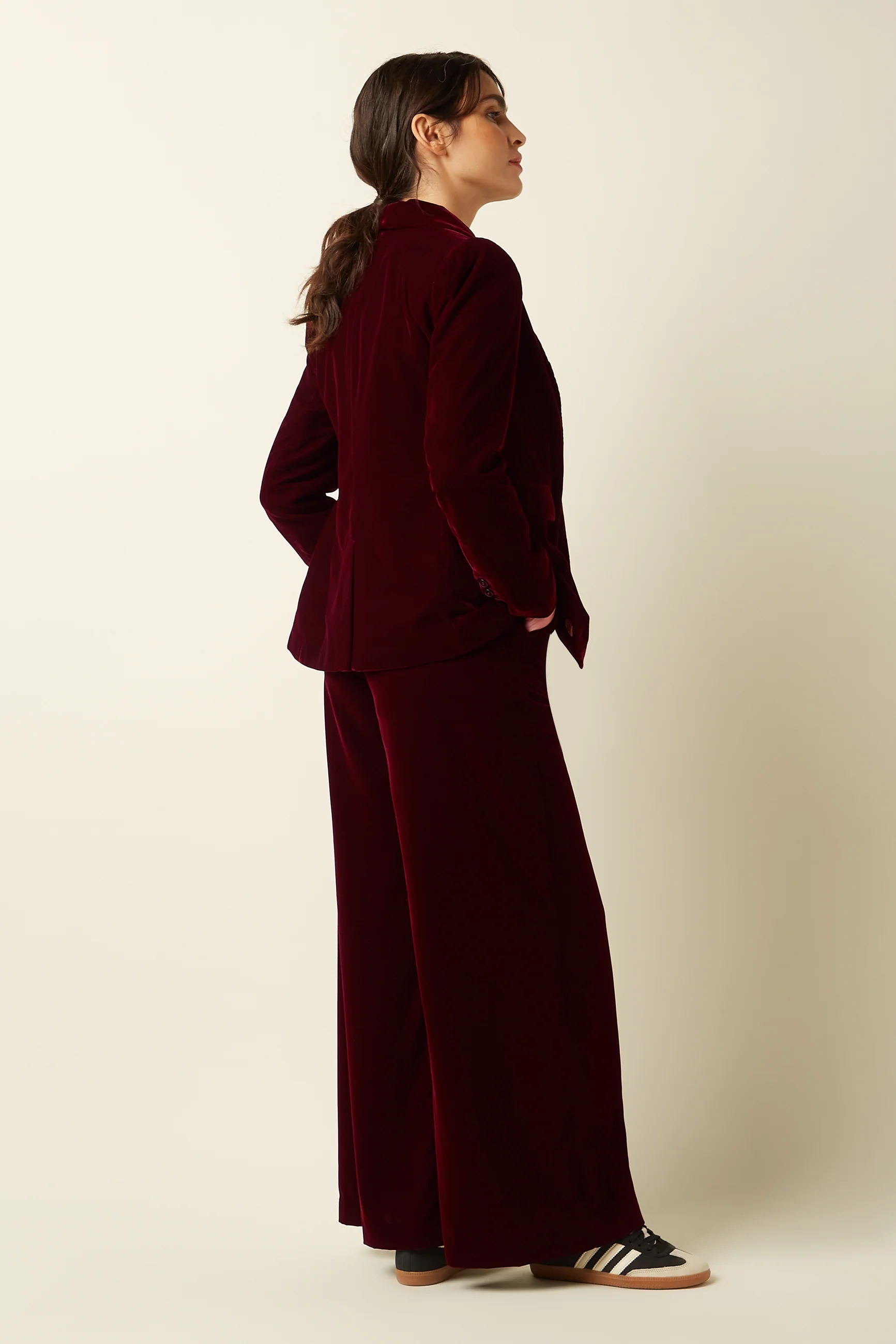 % King Louie Hose Peppa Pants Gamine Velvet, Farbe Bordeaux Red - Gamine Velvet, Samtoptik