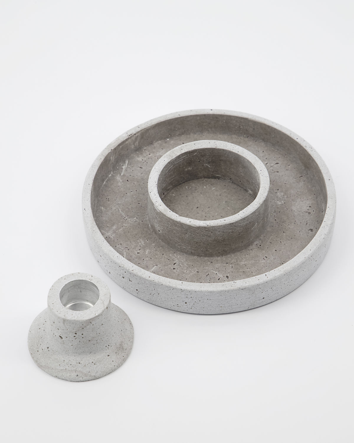 House doctor Kerzenständer, Daca, Grau, D. ca. 15 cm House doctor Kerzenständer, Daca, Grau, D. ca. 15 cm