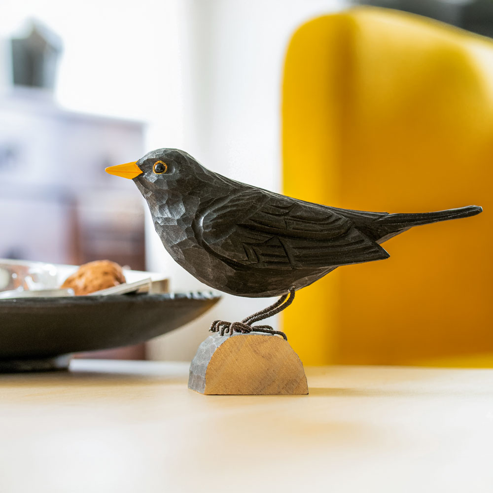 Amsel Lindenholz handgeschnitzt