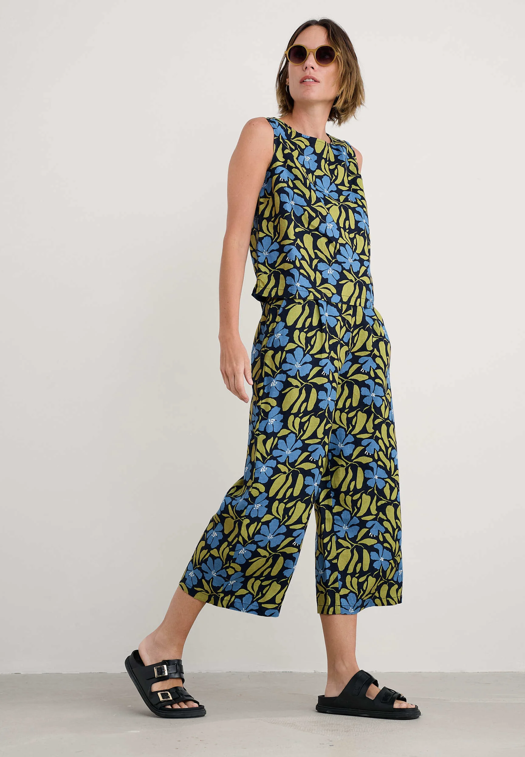 % SEASALT CORNWALL Leinenhose Peaceful Haven Culottes- Leafy Floral Maritime %