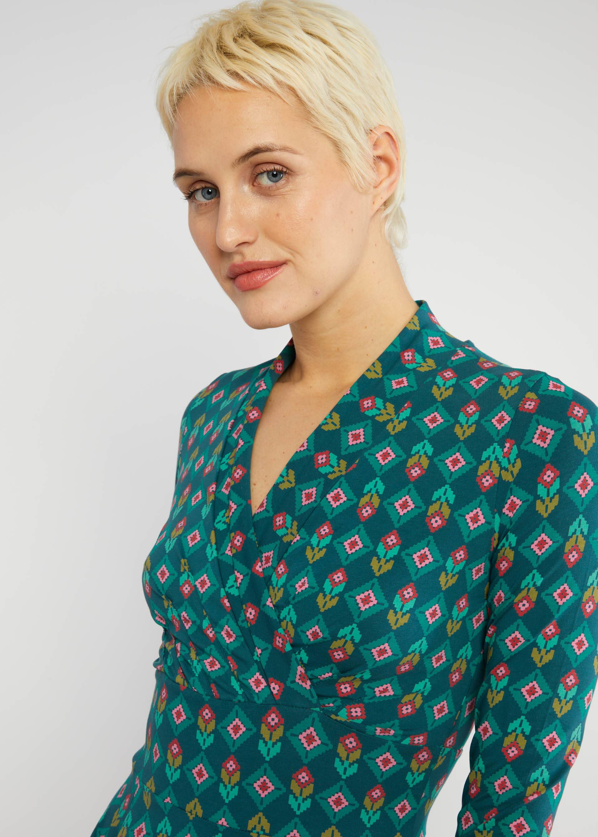 % Blutsgeschwister Herbstkleid Shalala Tralala Shawl, Muster: freezy breezy flower Größe M