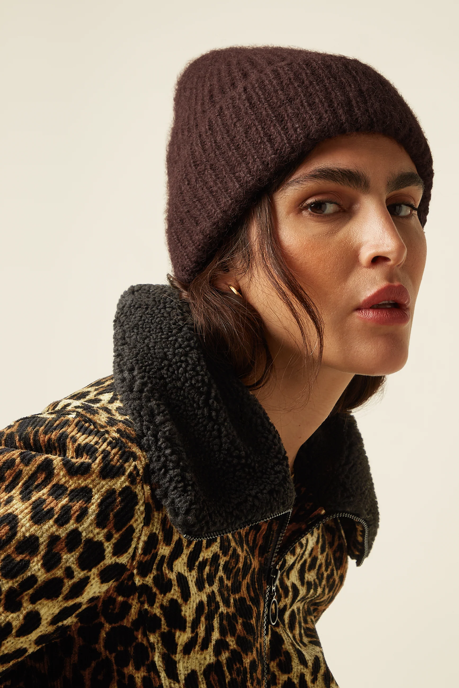 King Louie Mütze Beanie Hat Posh, Farbe Bitter Chocolate / Dunkelbraun