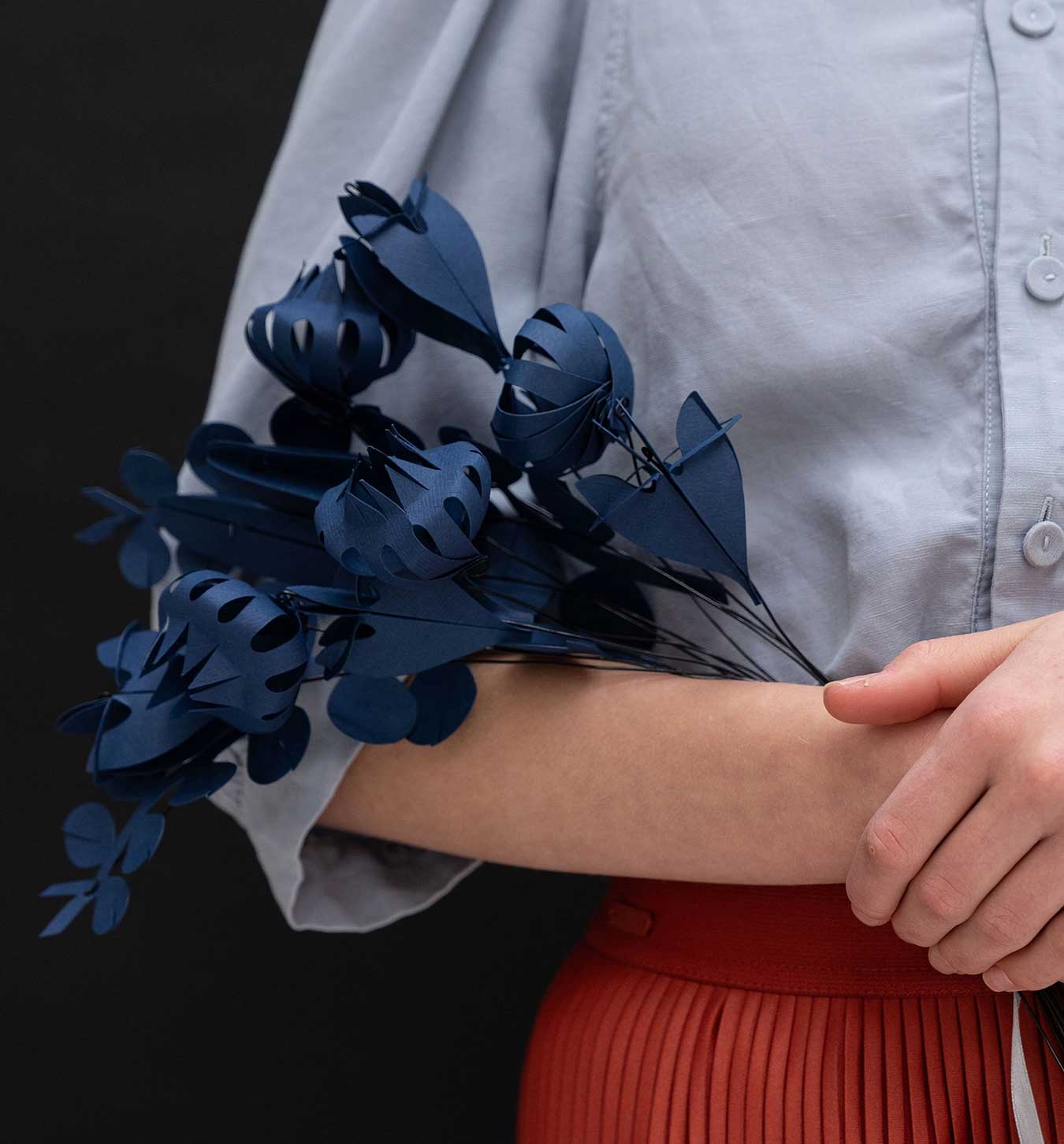 Jurianne Matter FIELD flowers DUSK BLUE small , Bastelset, Papierblumen , 6 Stück