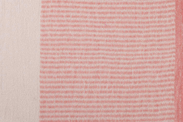 McKernan Schal "FABLE" IVORY ROSE,   ca. 44 x 225 cm , 100 % Wolle