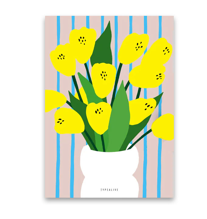 Typealive Postkarte Vase mit gelben Blumen
