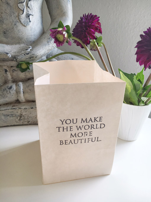 Wunderwort Lichttüte "You Make the World Beautiful"
