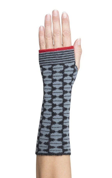McKernan Handstulpen "CROSSING" TRUE NORTH, ca. 27 x 8 cm, 100% Wolle, Pulswärmer