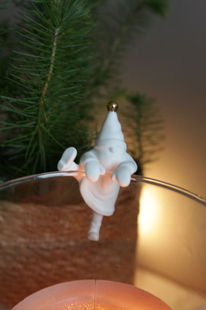 Good old friends Kletter Santa. Goldener Bommel