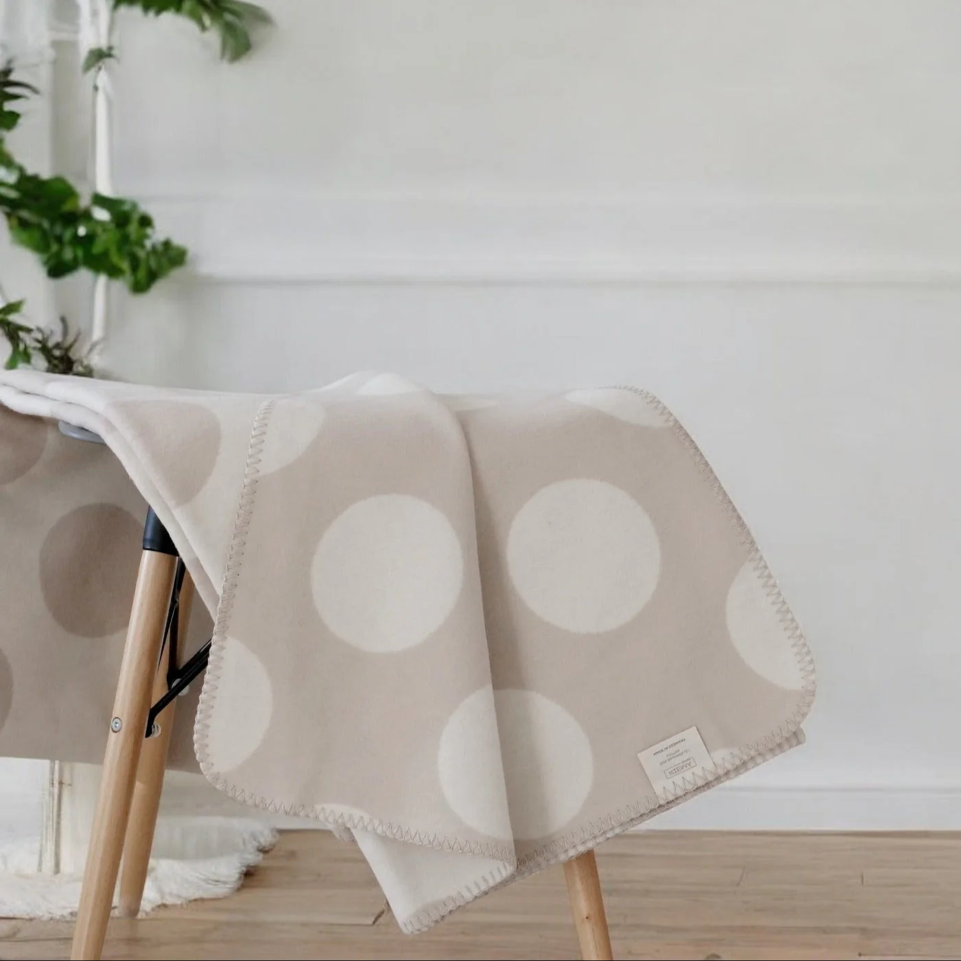 RIEMA Kuscheldecke KARLA aus 100% Bio-Baumwolle (kbA) beige-natur, ca. 150x200cm