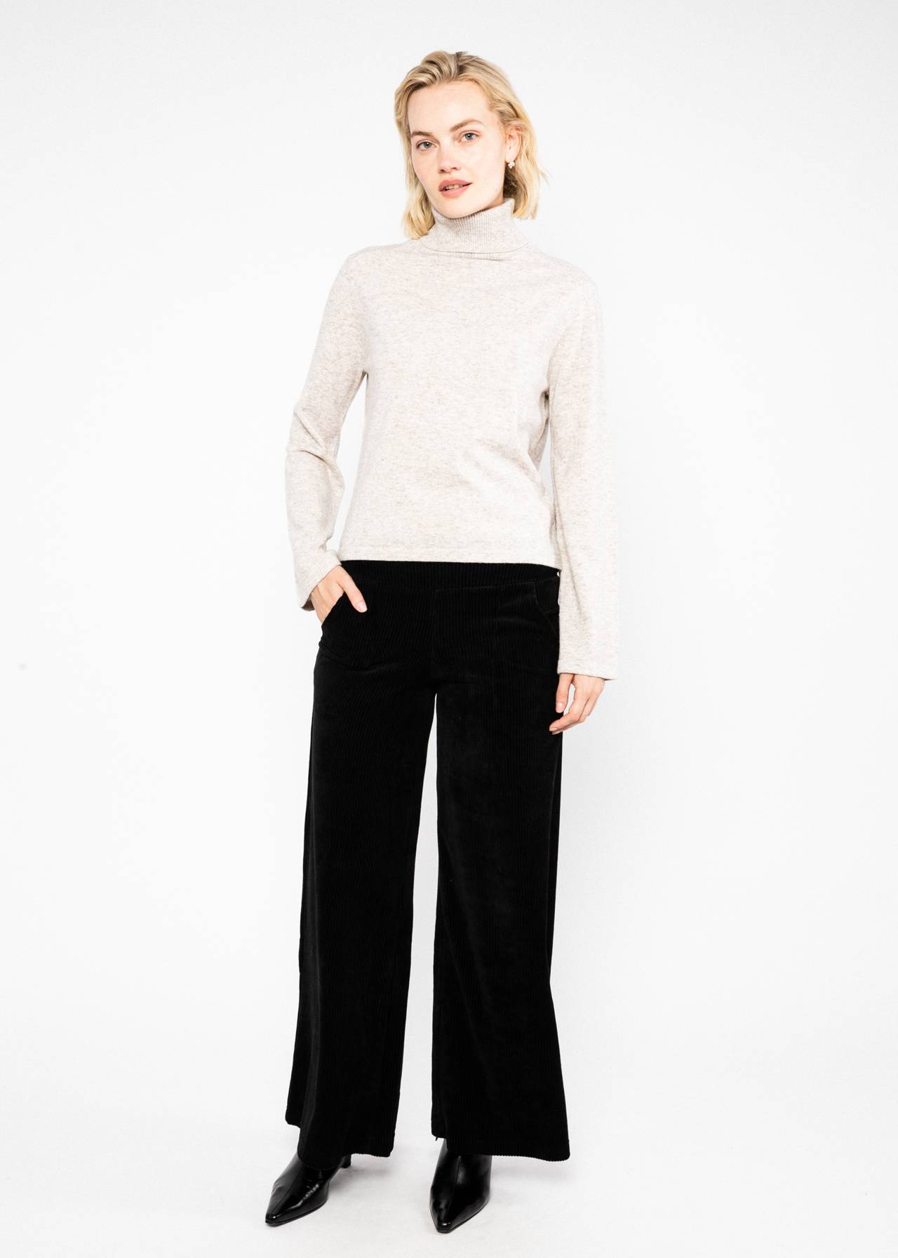 Blutsgeschwister Hose Jolly Marleen long, fine needle black