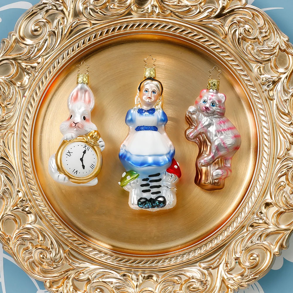 Inge Glas Christbaumkugel "Miss Kingsleigh" Verrückte Teeparty, ca. 14,5 cm