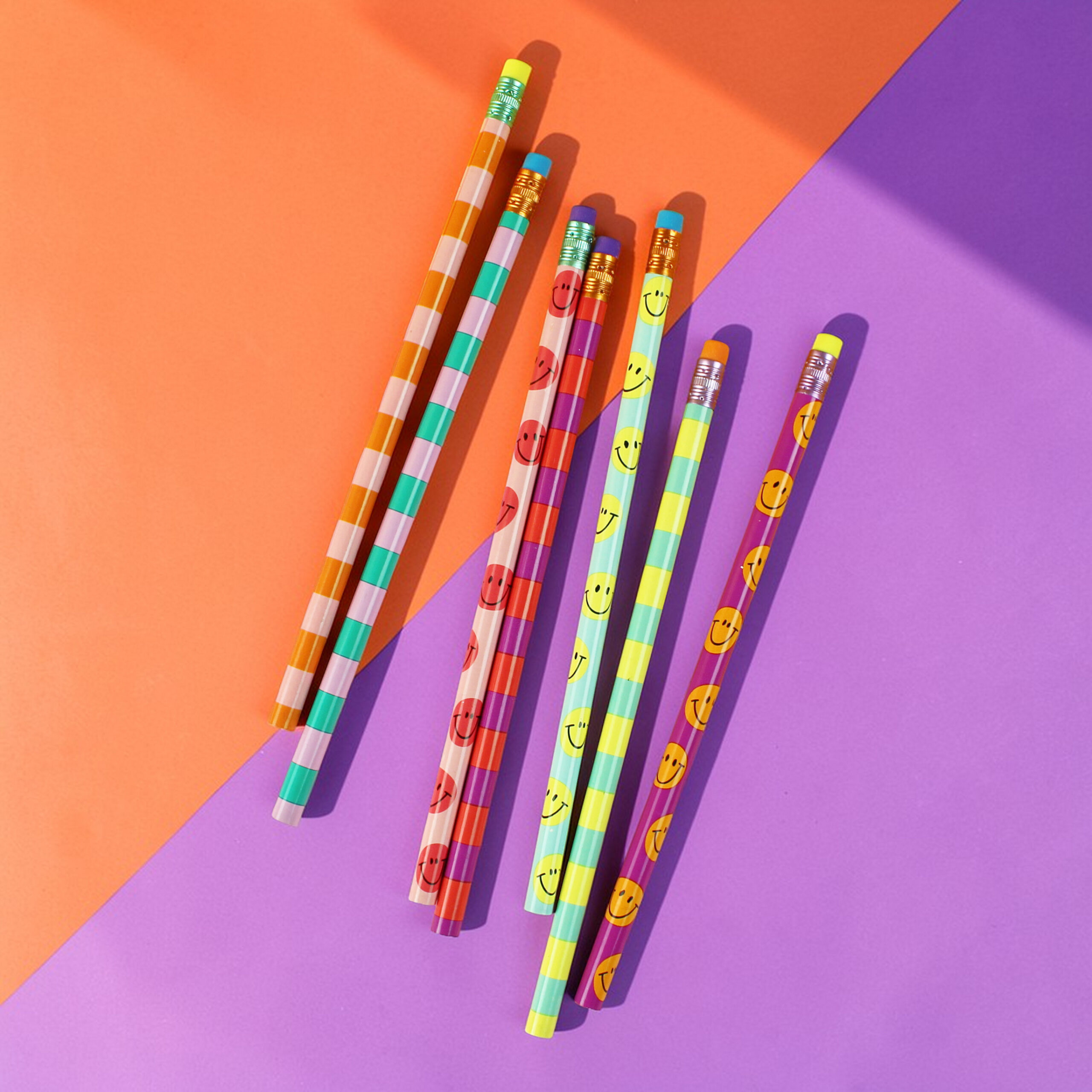 Bleistift Smile hellblau/gelb, mit Aluminium-Hülle orange, Radiergummi hellblau, 18,7cm