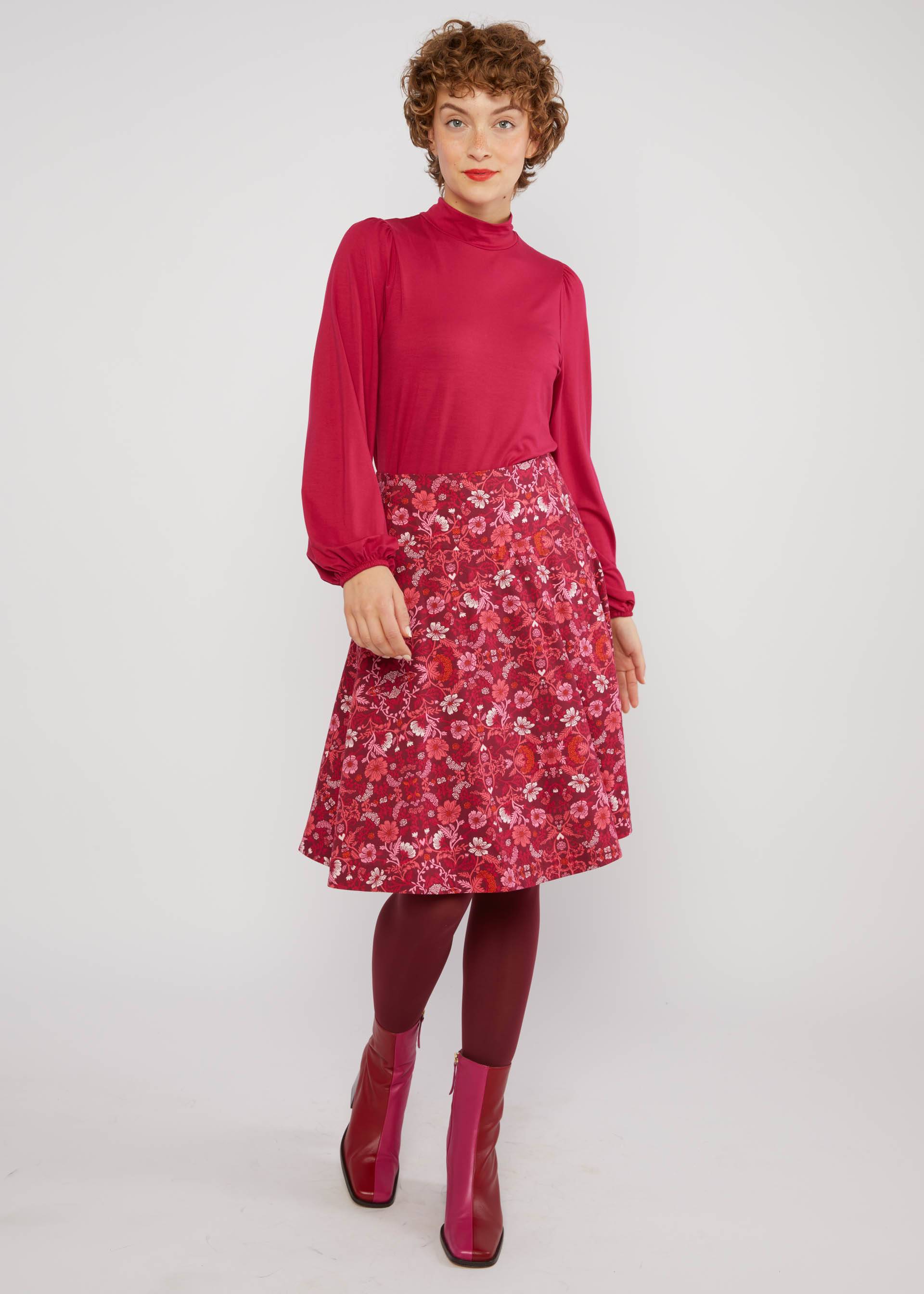 % Blutsgeschwister Tellerrock Romance Rules the World, Muster: romantic interlacing %