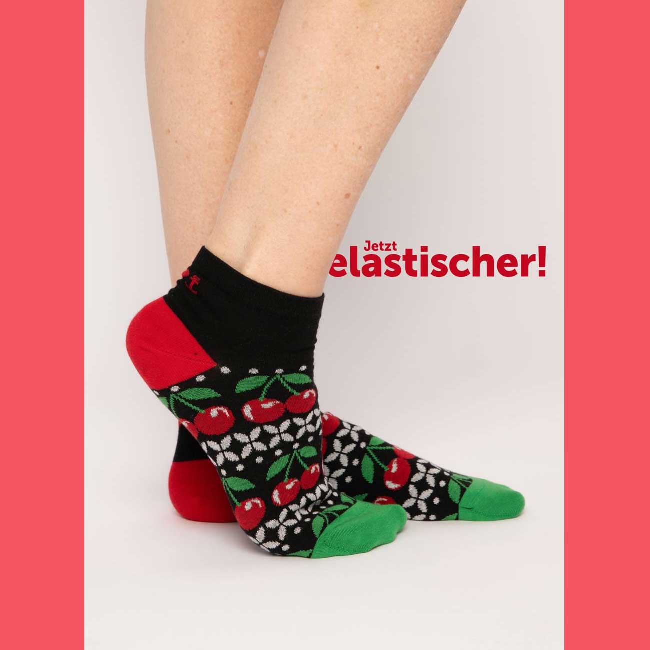  Blutsgeschwister Socken Sensation steps snkr , One Size ( ca. 38 - 40 ), cherries and swallows 
