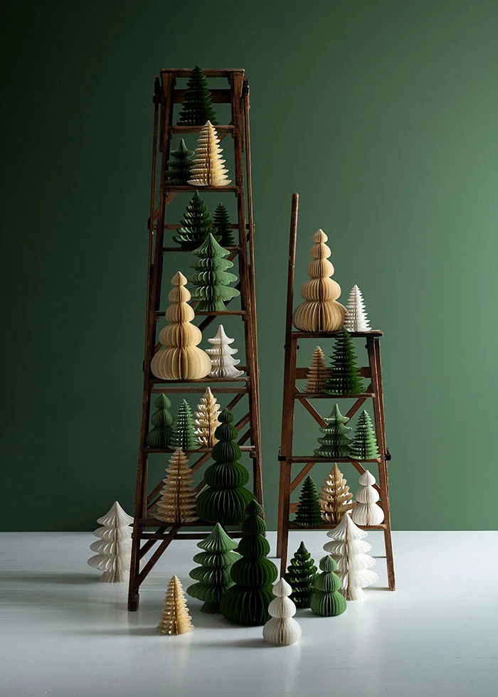 Bungalow Honeycomb Tannenbaum Moonpine, ca. 20 cm MING von Bungalow, Papier, Honeycomb Tree Moonpine H20cm Ming