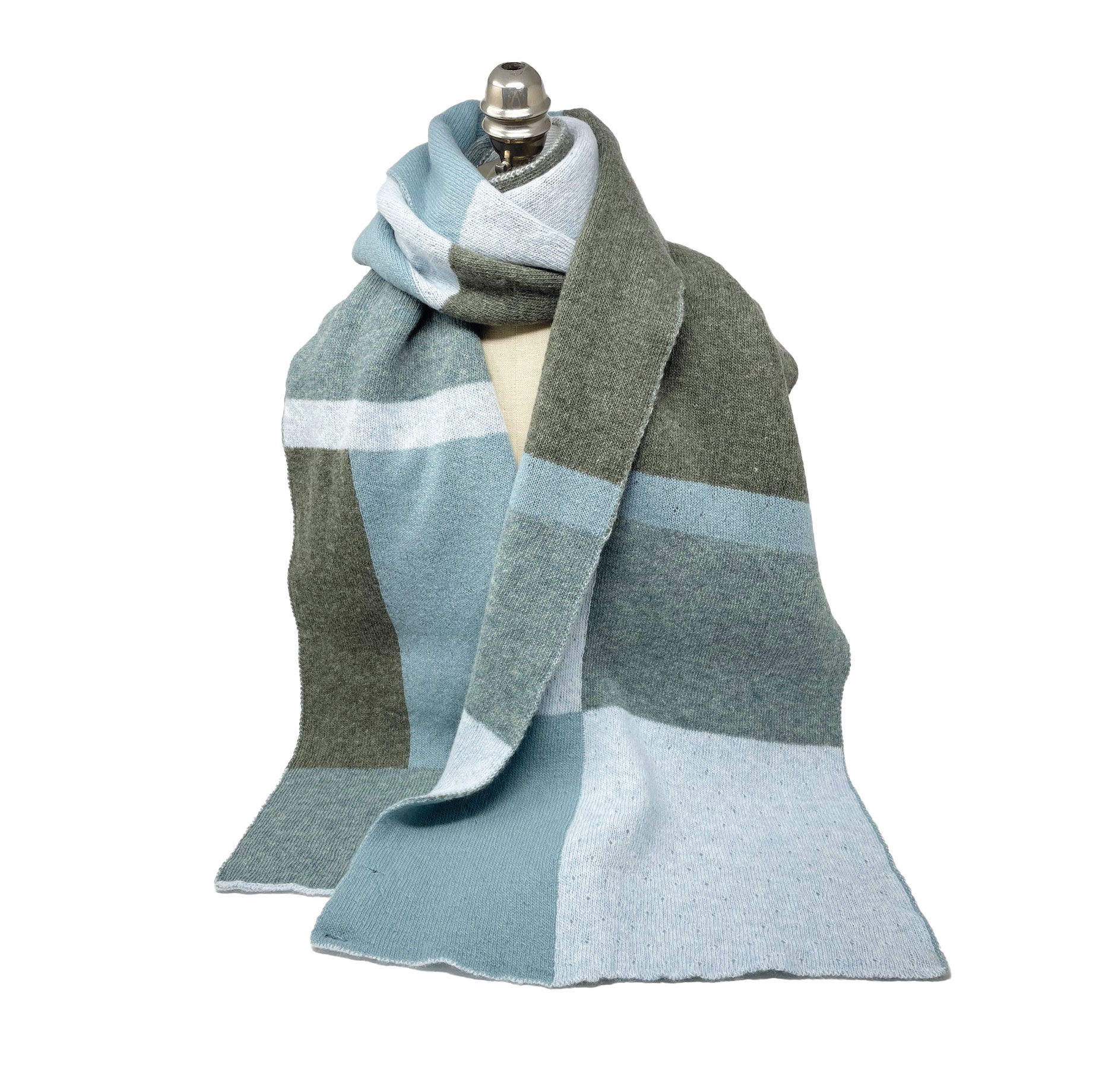 McKernan Schal "STRIDER" OVERCAST,   ca. 36 x 190 cm , 100 % Wolle   