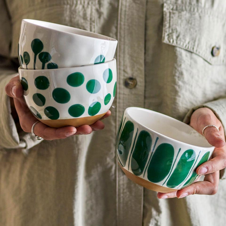 Linora Schale, Grün, Steingut von Bloomingville  , D. ca. 12,5 cm , pro Stück