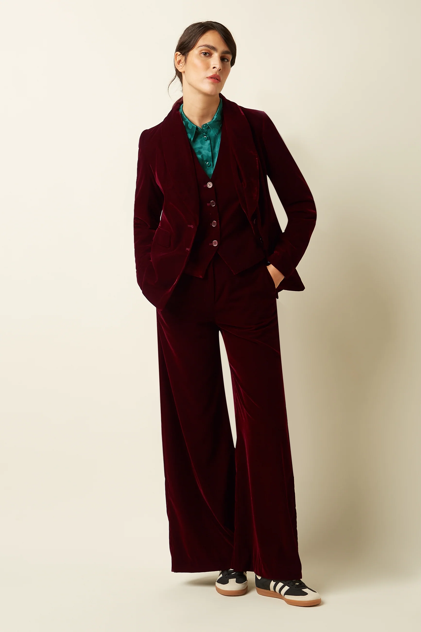 % King Louie Hose Peppa Pants Gamine Velvet, Farbe Bordeaux Red - Gamine Velvet, Samtoptik