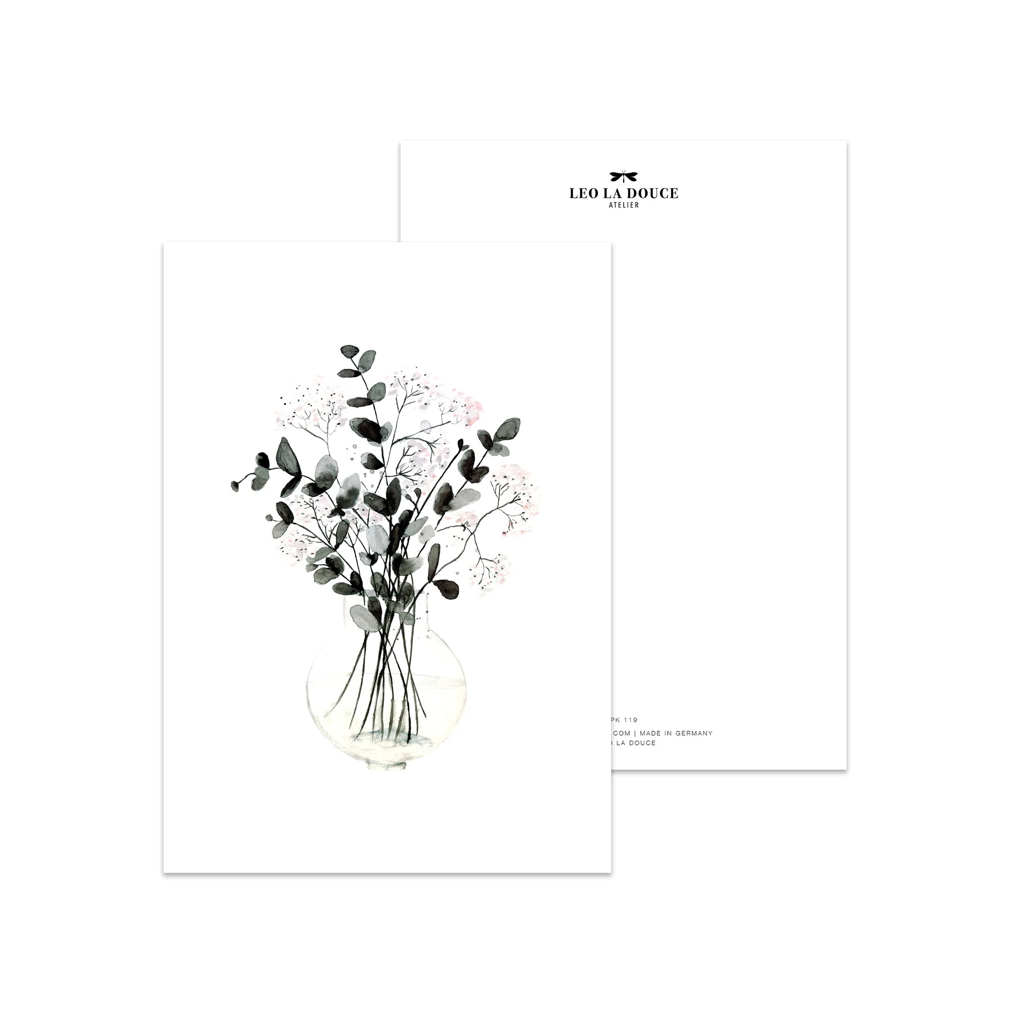 Leo la Douce Postkarte – Vase mit Eucalyptus