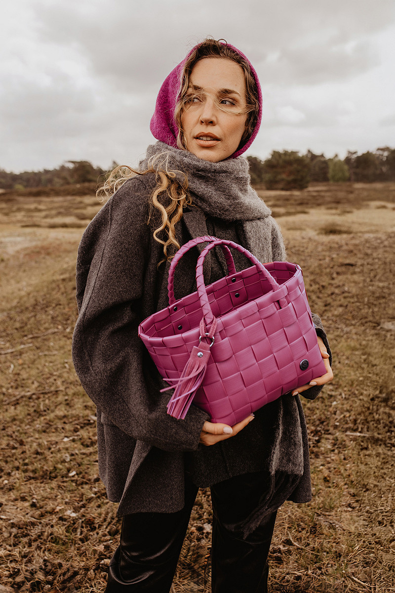 Handed By Mini Paris - Mini Shopper fat strap with PU tassel, raspberry pink