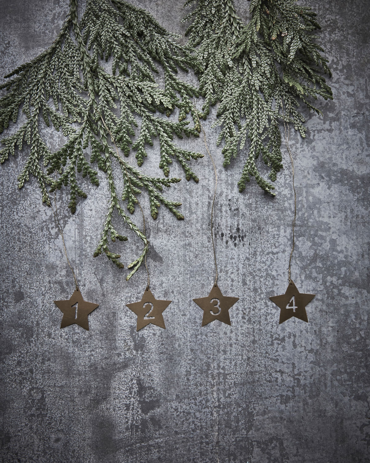  House doctor XMAS Sterne 1 - 4, toll für den ADVENT, Togg, Antikes Messing-Finish, D. ca. 5 cm