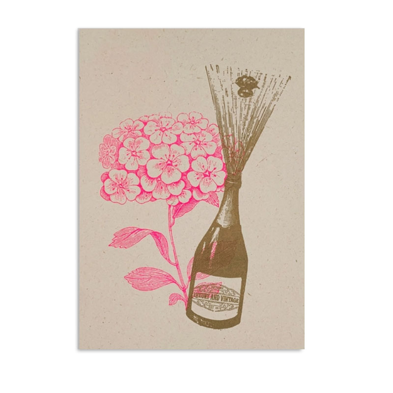 Feingeladen Postkarte TYPO »Champagner mit Blume« Glückwunsch,  Neon Pink, RISO handgedruckt 