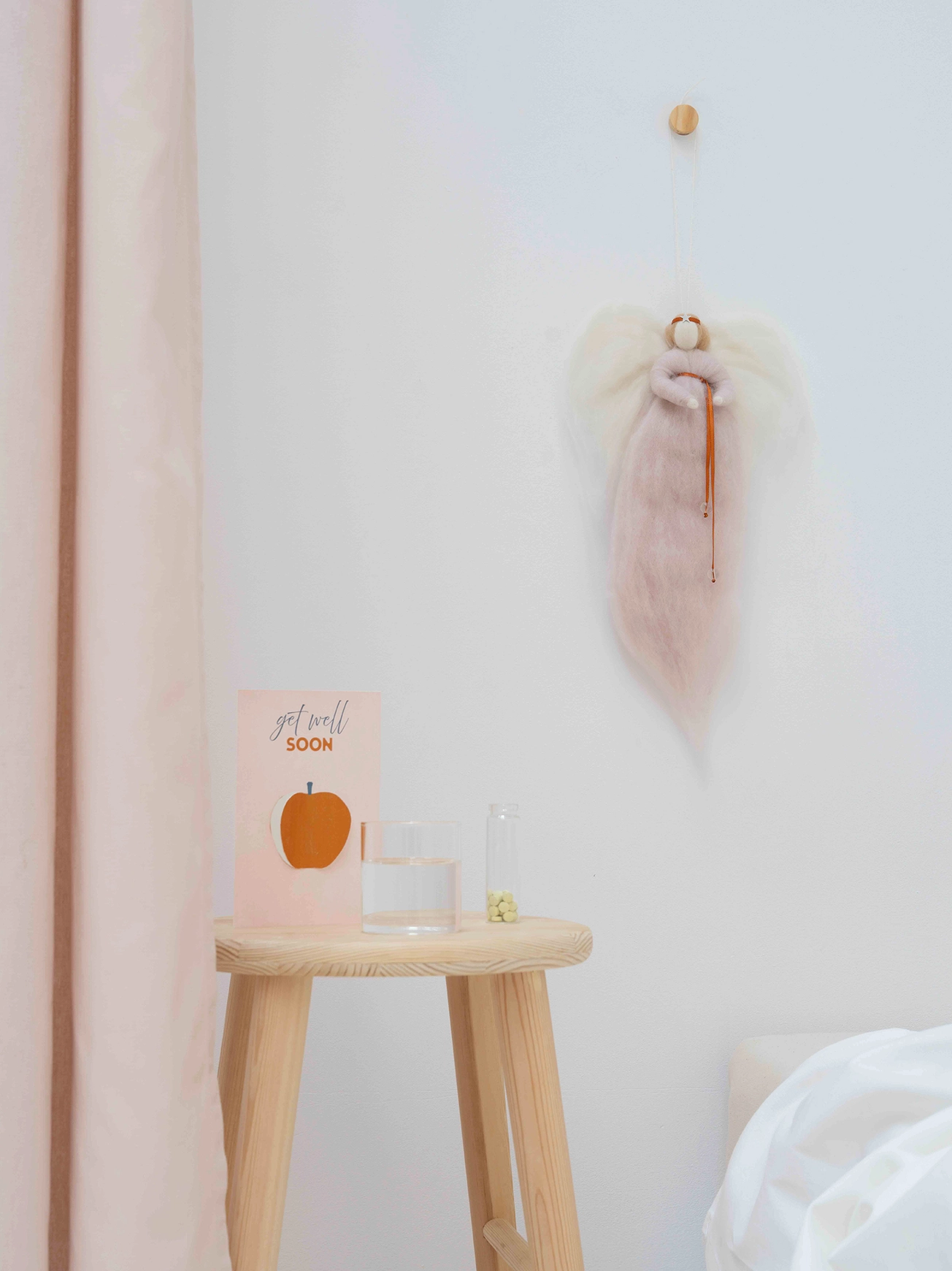 Jurianne Matter IRINI wool angel - soft pink, Engel aus Merinowolle, ca. 30 cm