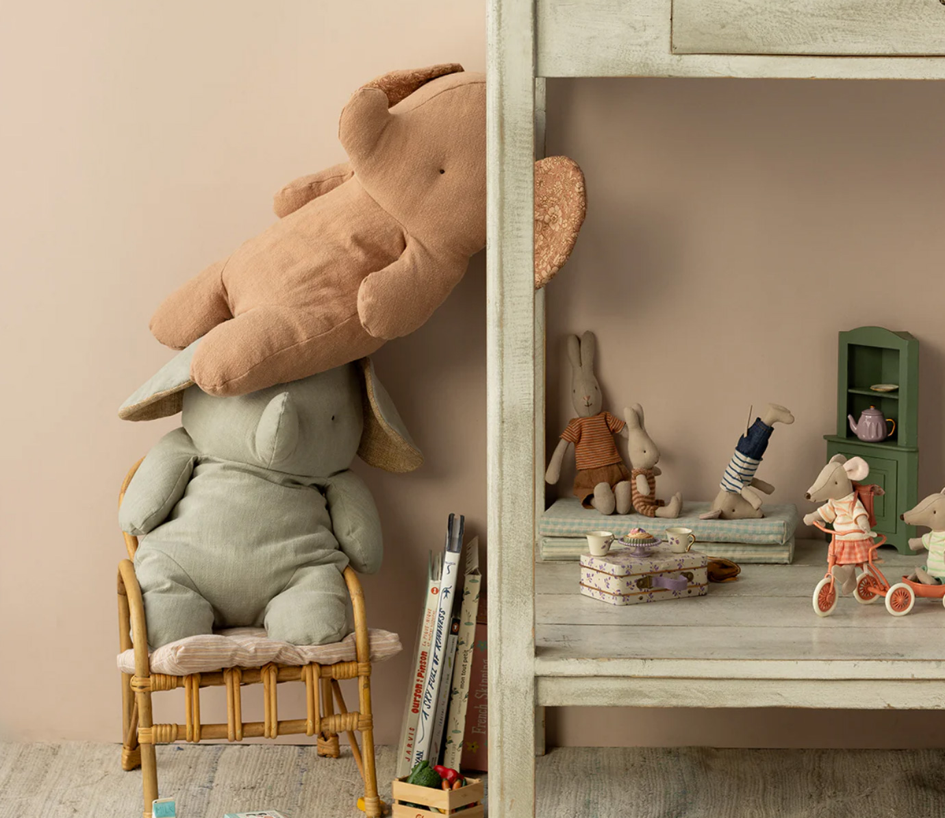 Maileg  Safari Friends, Großer Elefant -Powder, ca. 45 cm  