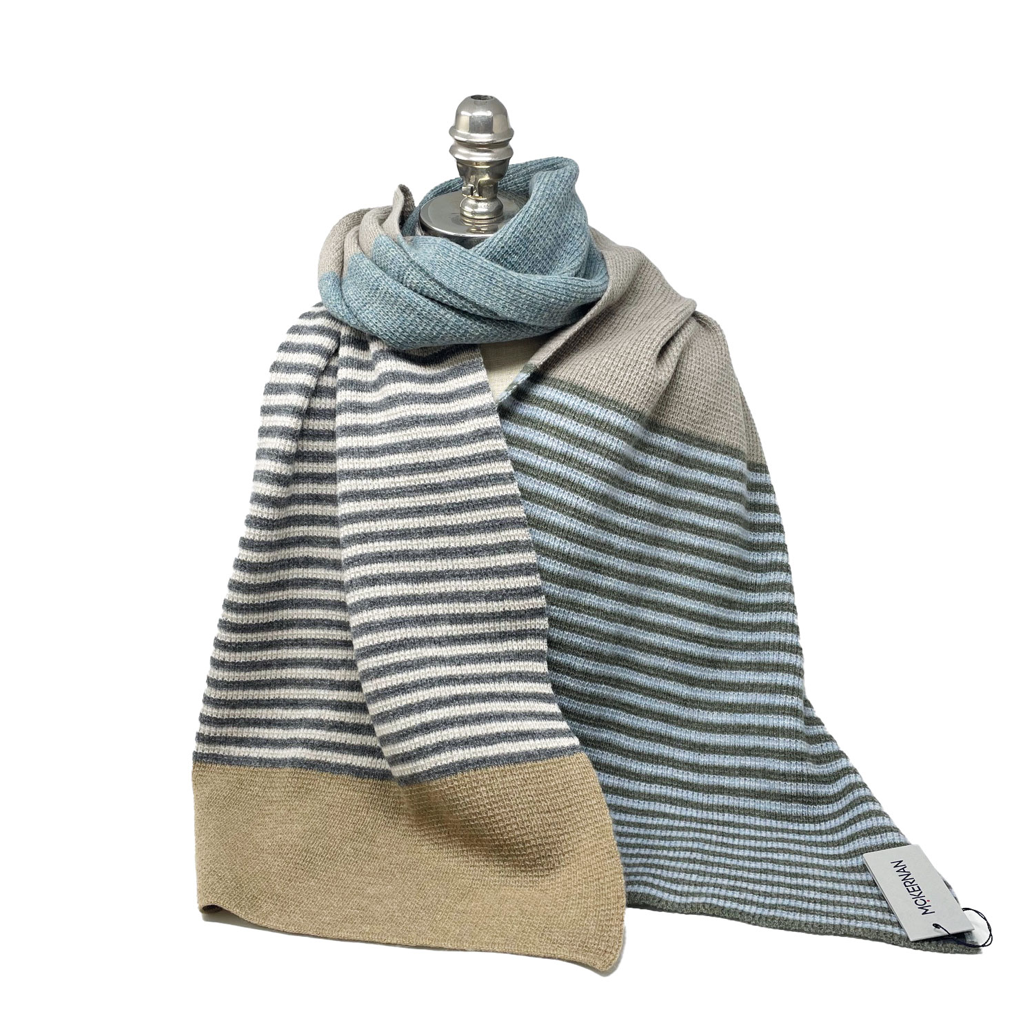 McKernan Schal "GALLOP" SEASHELL,   ca. 39 x 195 cm , 100 % Wolle    