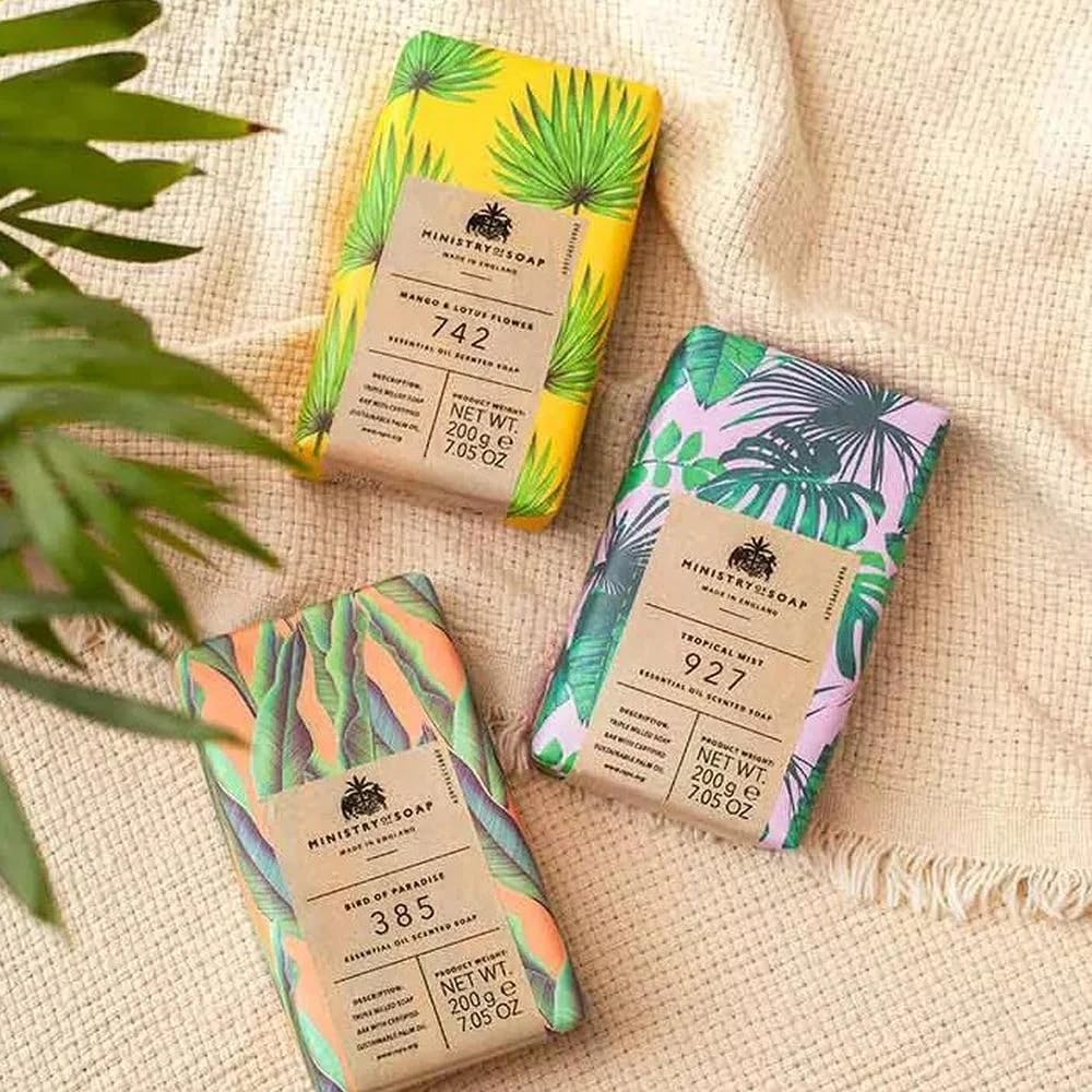 Ministry of Soap - Natural Rainforest Wrapped Soap, Naturally Coloured, Triple-Milled Soap, Mango and Lotus Flower  - Duftseife 200 g