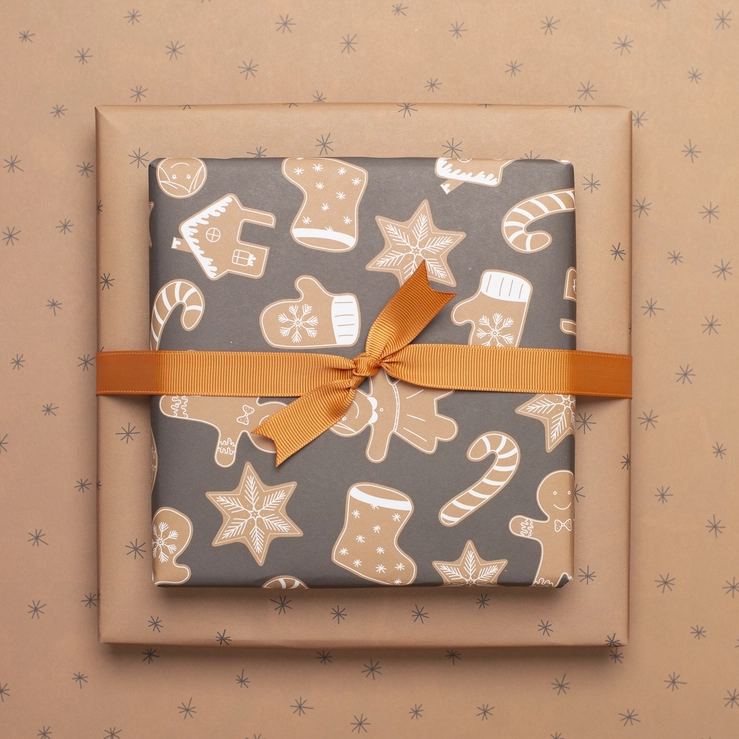 Geschenkpapier Weihnachten Lebkuchen braun ca. 67 x 48 cm , beidseitig bedruckt