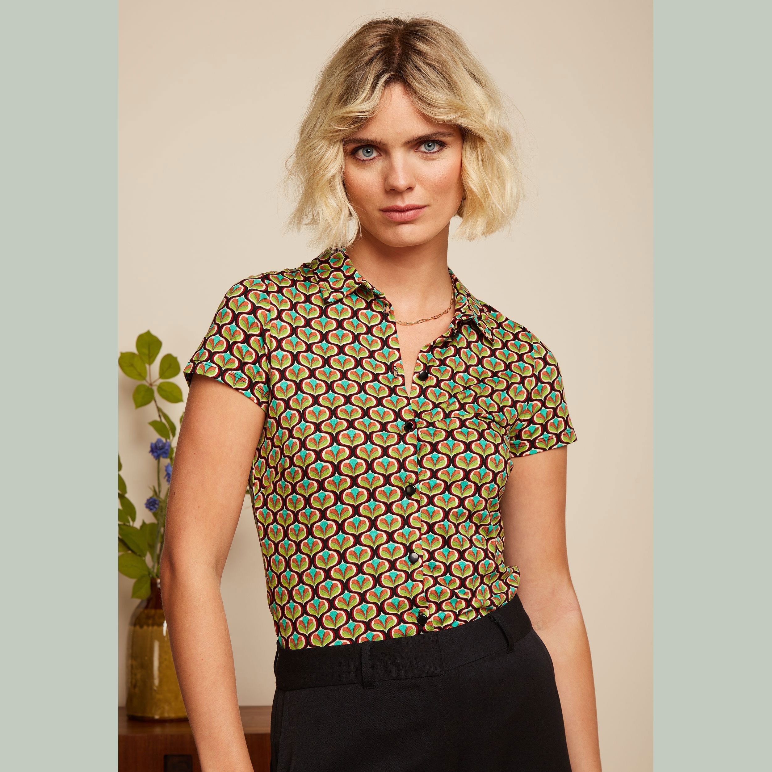 King Louie Blouse Indy,  Farbe: Delphinium Green, Bluse