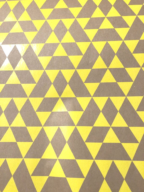 Geschenkpapier ASPEN von  Kelly Hyatt Muster gelb , ca. 50 x 70 cm