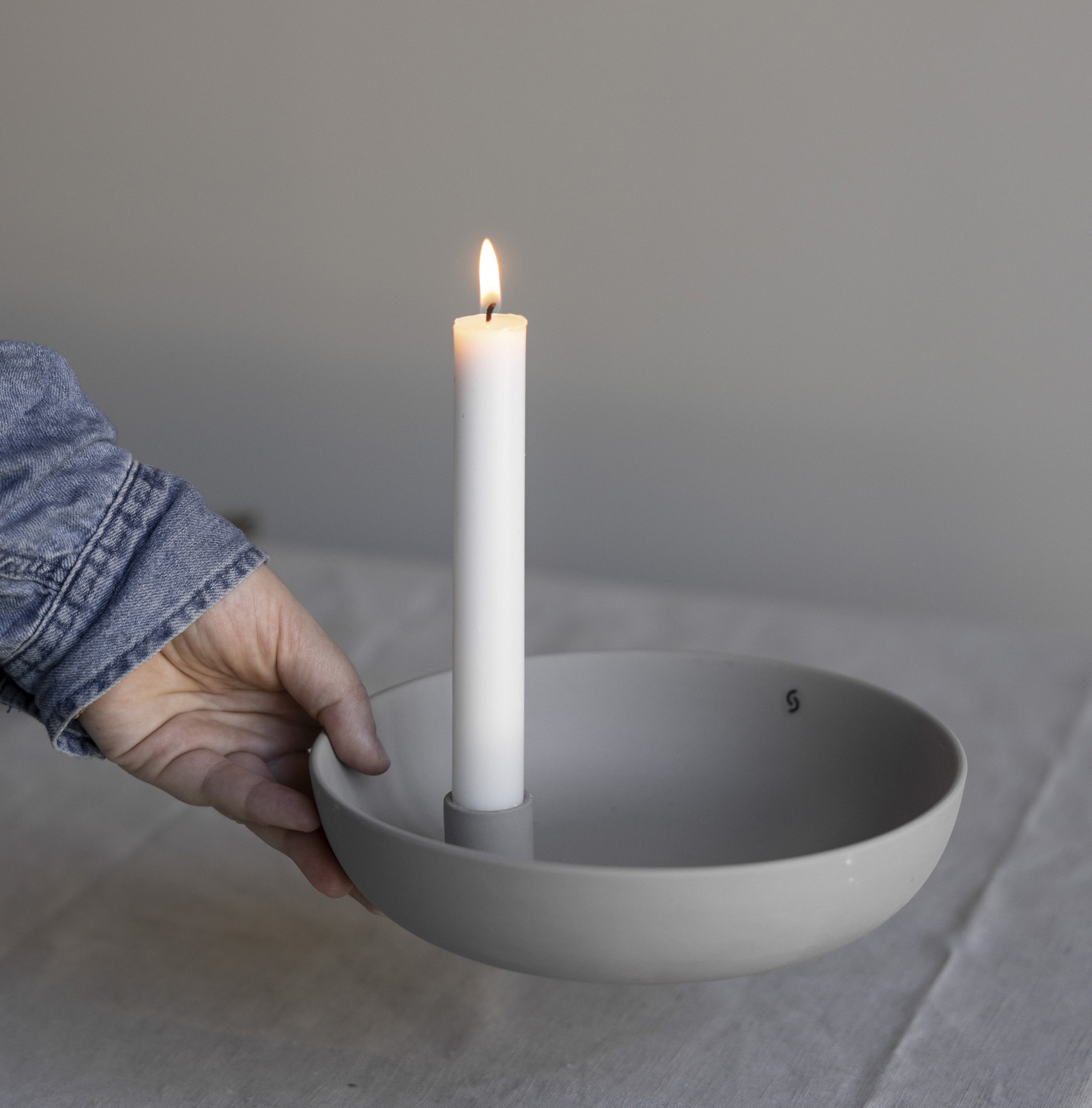 Storefactory LIDATORP Kerzenhalter, Large light grey candlestick, D. ca. 21 cm  