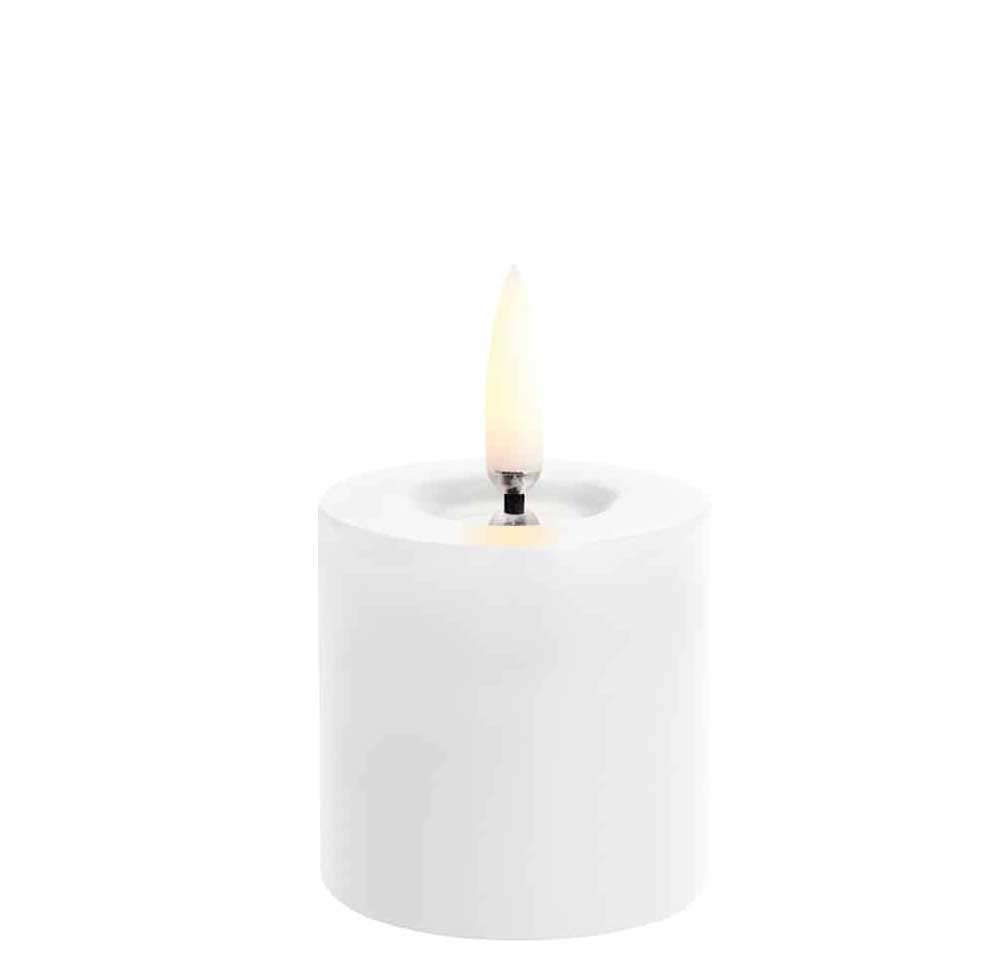 Piffany Copenhagen – UYUNI LIGHTING LED melted pillar candle, Nordic white, D. ca. 5 x 4,5  cm 