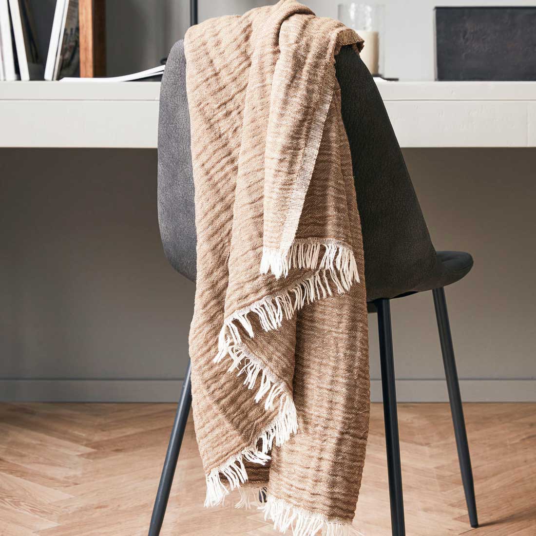 % House doctor Decke, Alice, Dunkles Olivgrün,  l: 200 cm, w: 140 cm