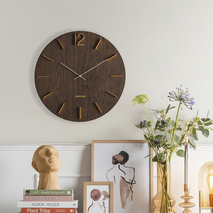 % Wanduhr MEEK, Dunkles Holz, D.  ca. 50 cm , Ziffernblatt Messing, Uhr