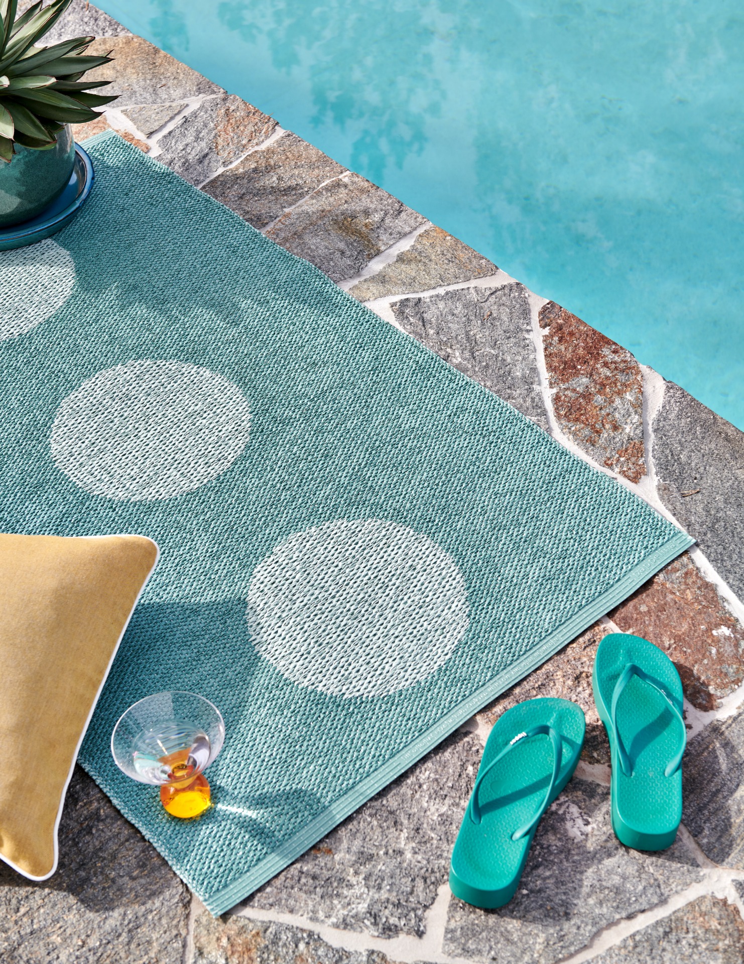 pappelina Teppich  VERA POP PALE TURQUOISE JADE , ca. 70 x 120 cm