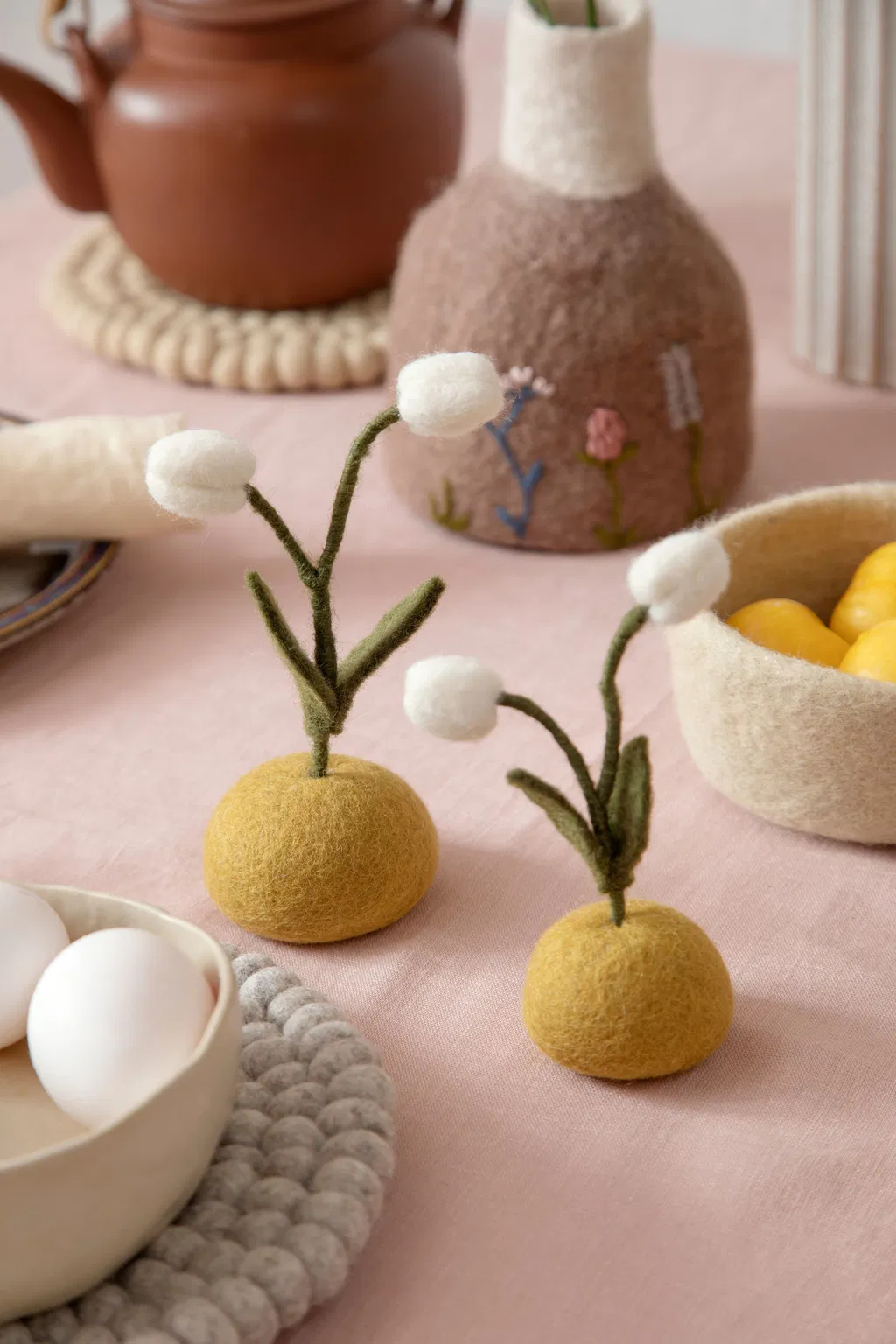 Gry & Sif  Filz Schneeglöckchen stehend/Snowdrop Standing – Small, Fair Trade , ca. 15 cm     