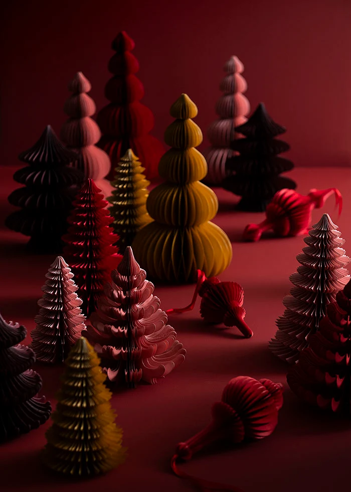 Bungalow Honeycomb Tannenbaum ANDINA, ca. 22 cm Ruby von Bungalow, Papier, Honeycomb Tree Andina H22cm Ruby