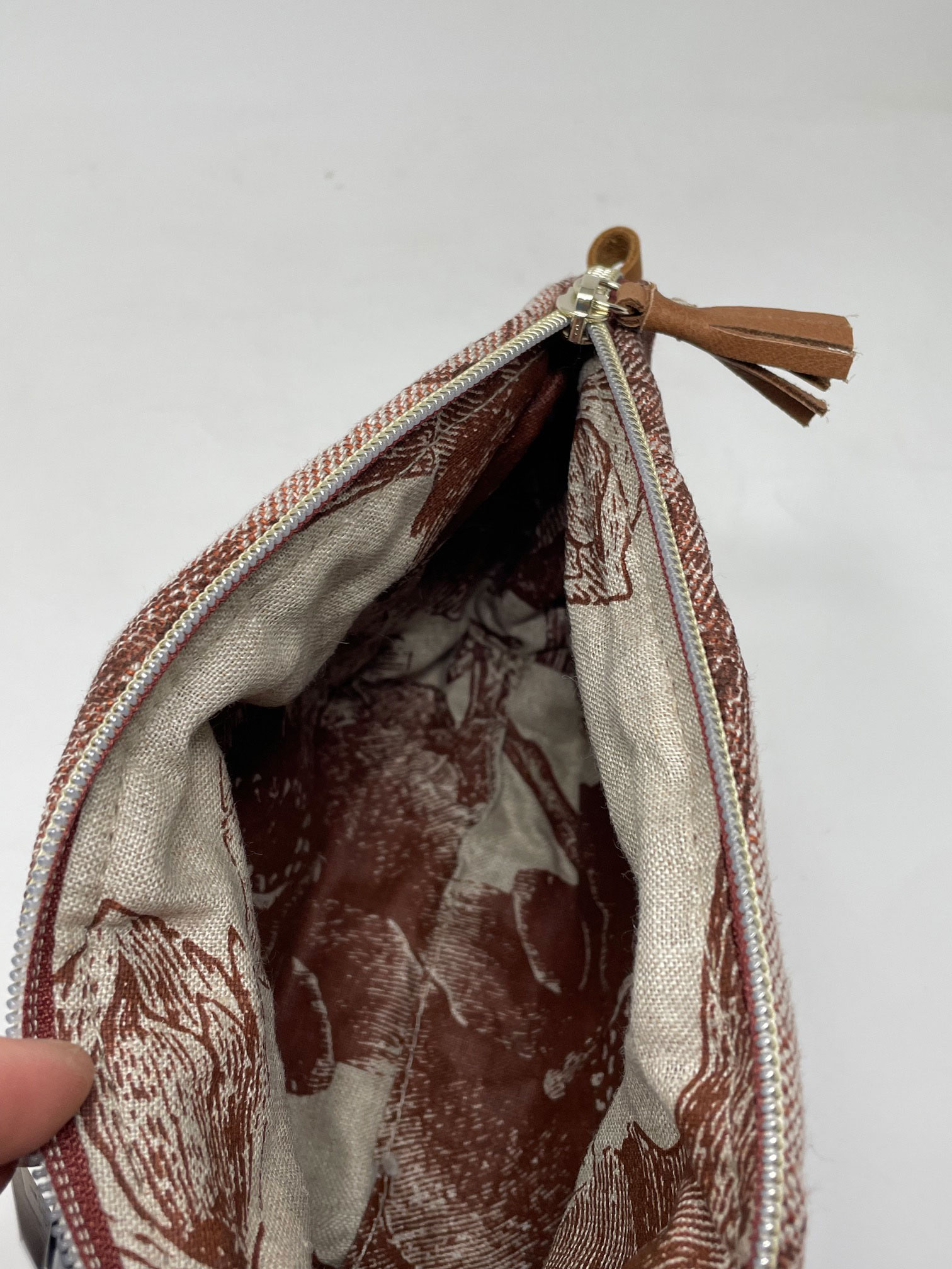 Dorothee Lehnen Kulturbeutel Terra, Größe M, Terra-Leinen, Farbe 19, Rosa, Blütendruck von Dorothee Lehnen
