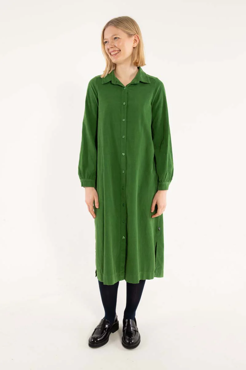 % Danefae Danepippi Cord Kleid Farbe: Moos Grün 