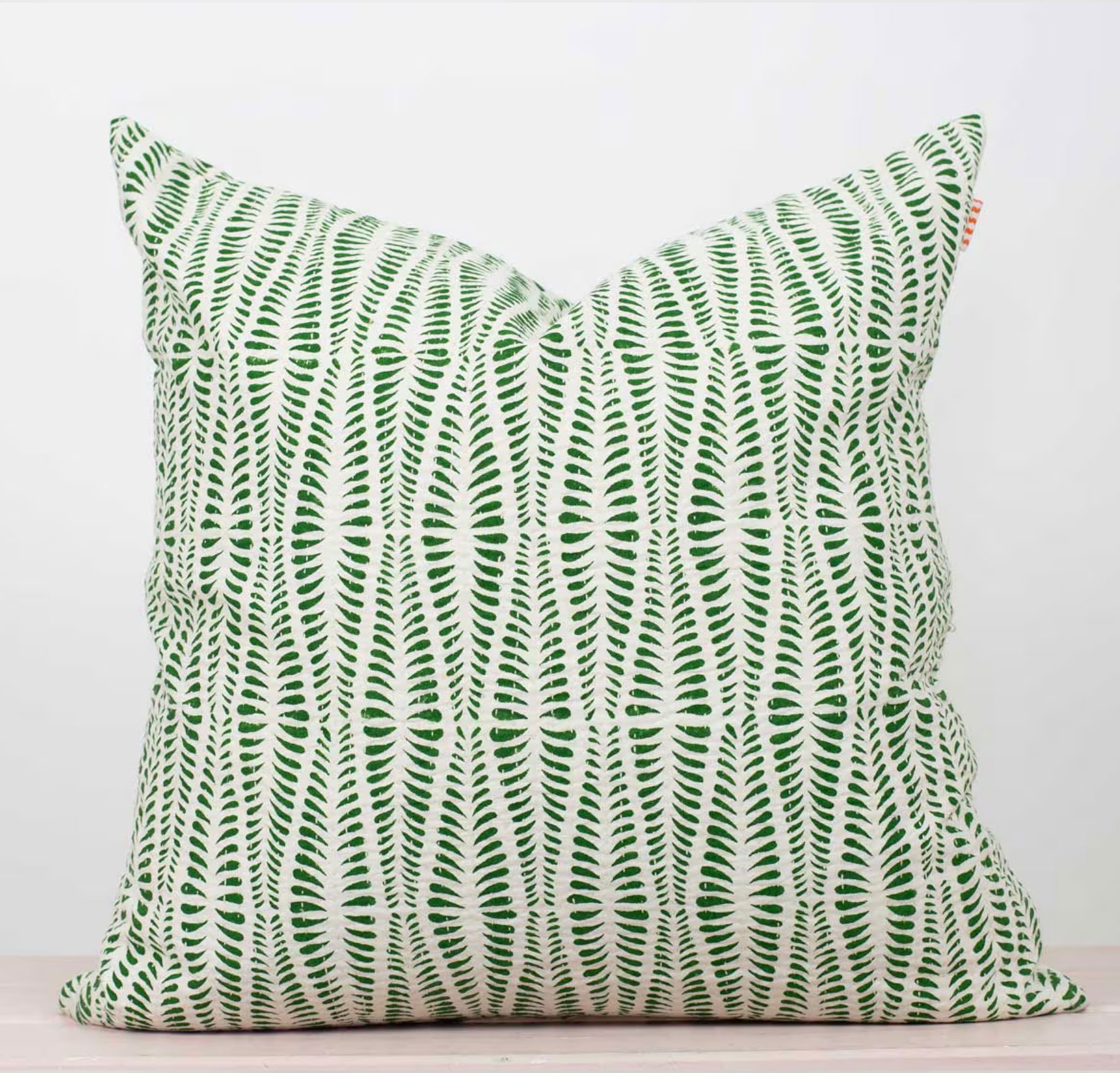 Kissenhülle ORMBUNKE , ca. 50x50, 100% Baumwolle , grün, gesteppt, HANDGEFERTIGT & FAIR TRADE