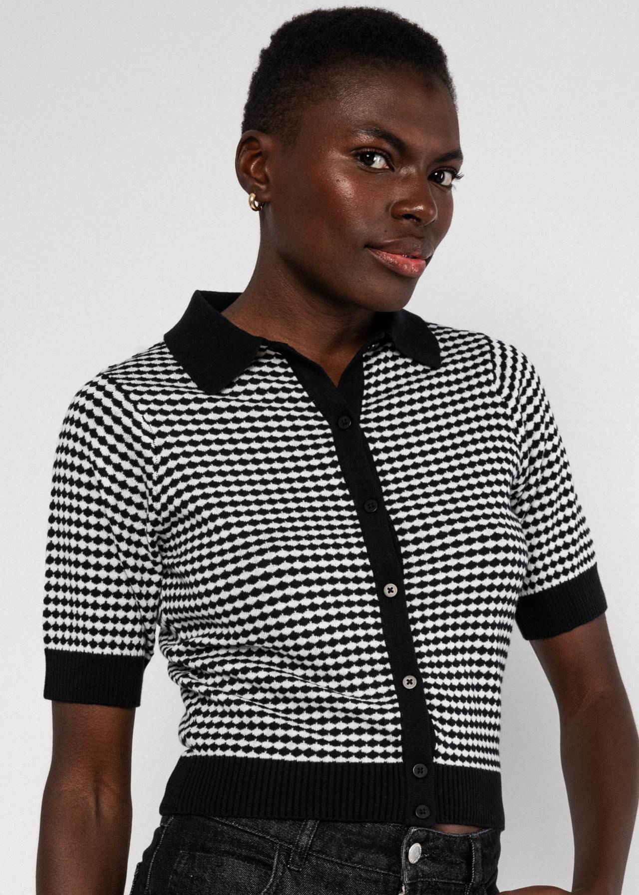 Blutsgeschwister Strickoberteil Petite Poloette - mixed dots black beige